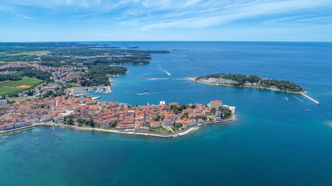 Rooms Vitoria On Joakim Square Poreč Exterior foto